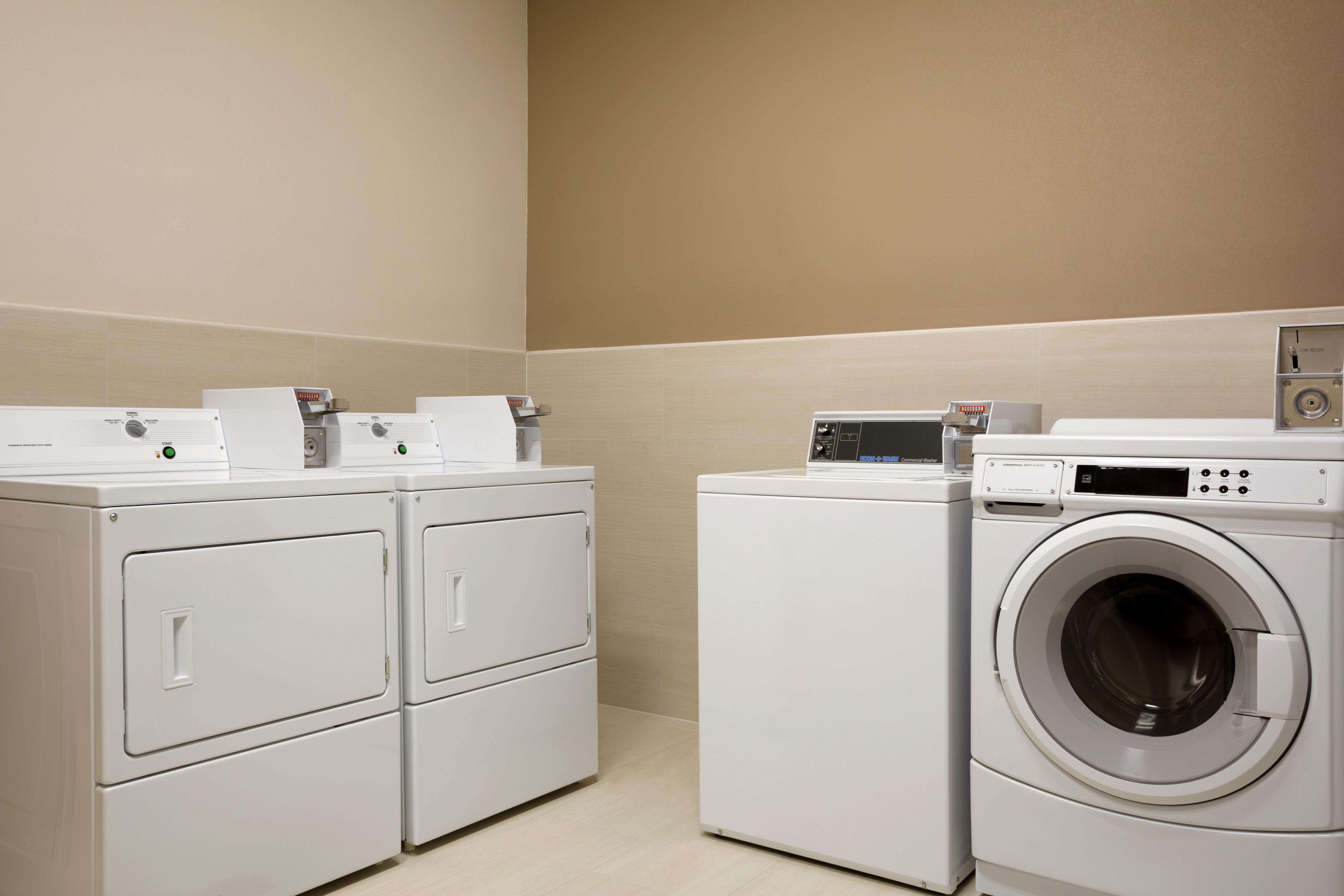 Holiday Inn Express & Suites - Mcallen - Medical Center Area By Ihg Екстериор снимка