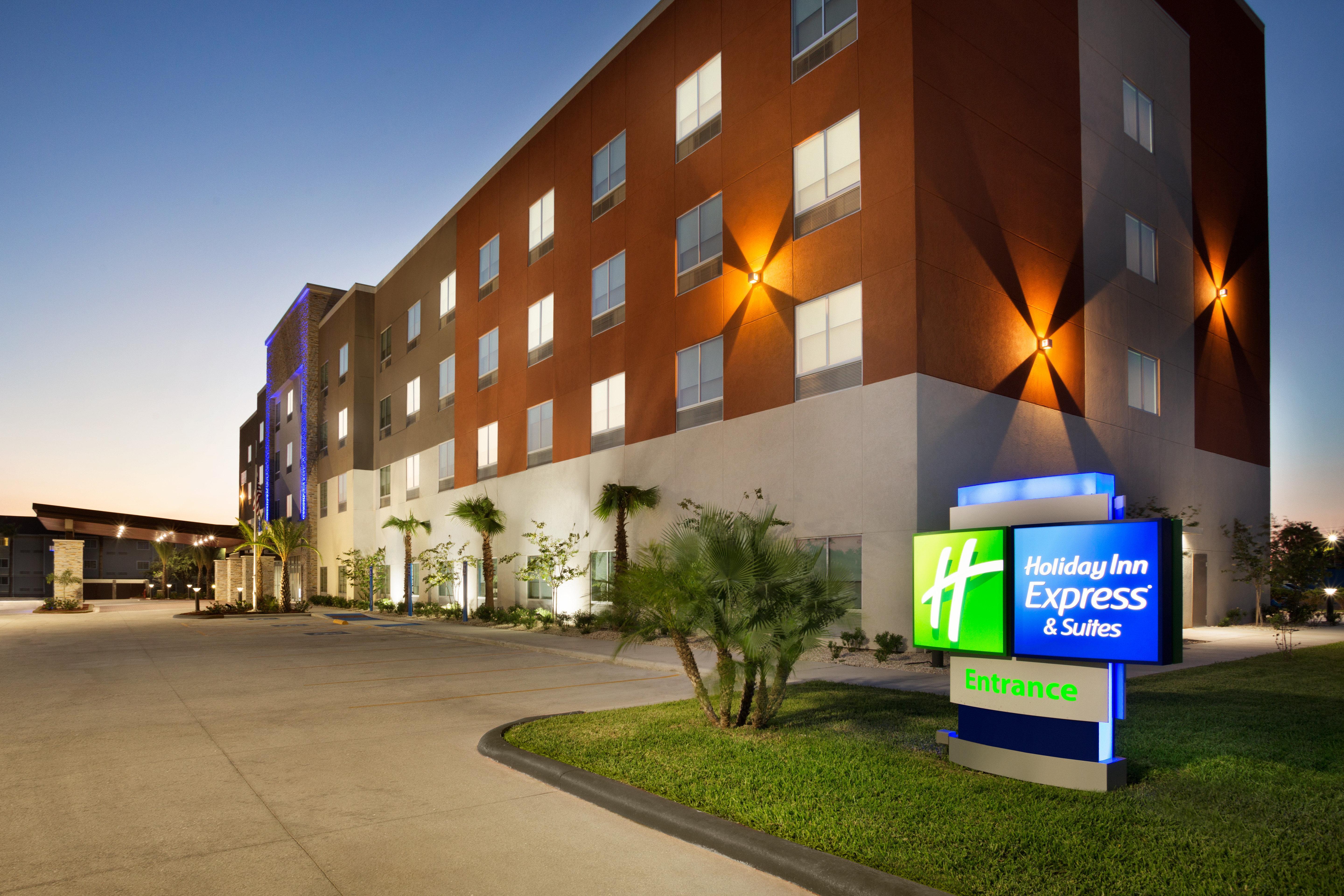 Holiday Inn Express & Suites - Mcallen - Medical Center Area By Ihg Екстериор снимка